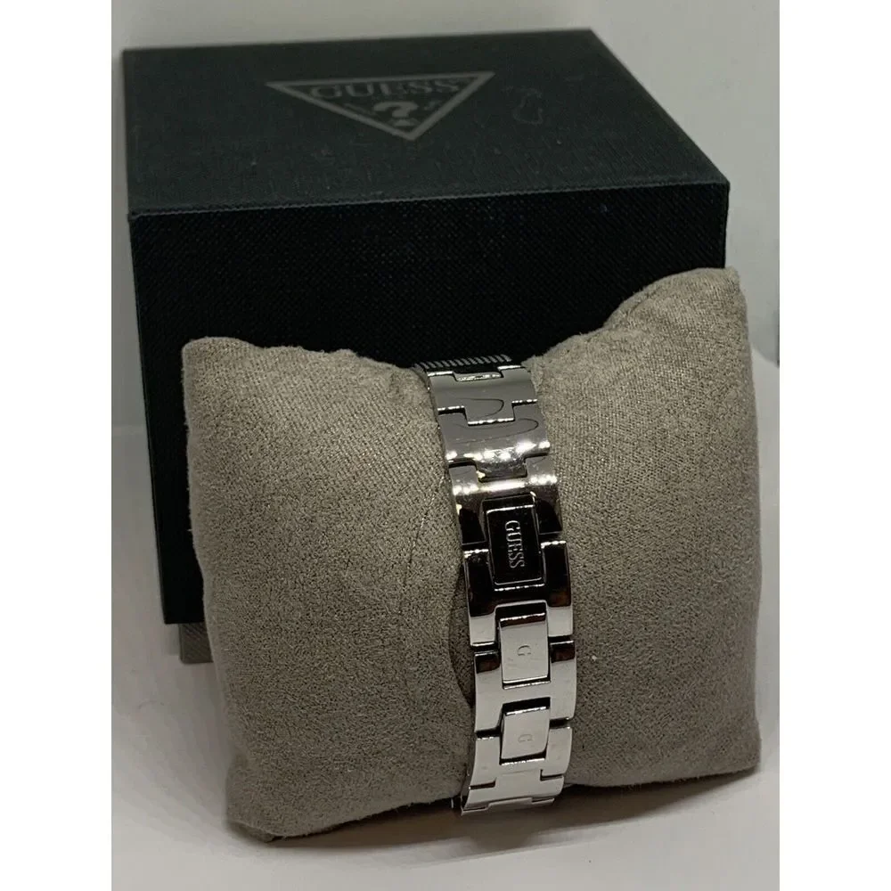 Guess U1197L3 Womens Silver Stainless Steel Analog Pink Dial Quartz Watch AEW108